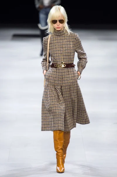 Look 50